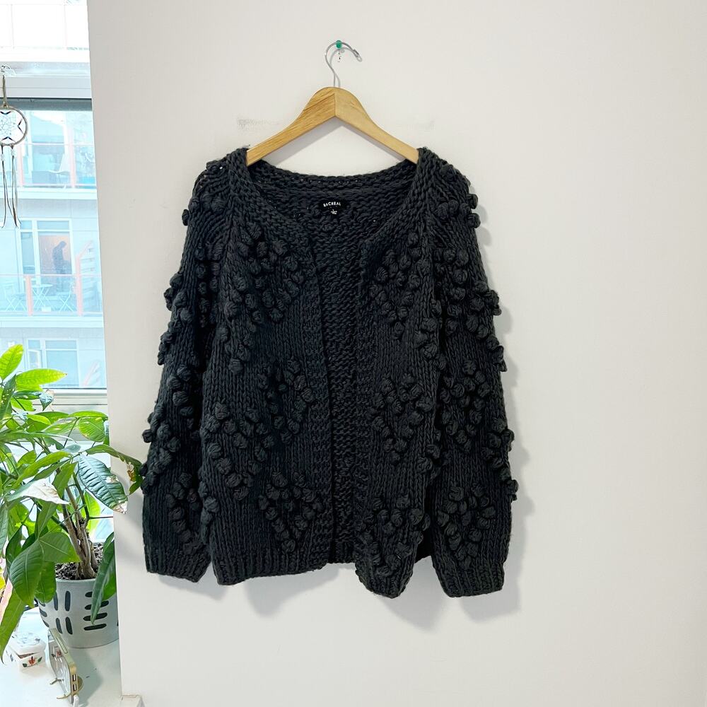 Racheal Dark Gray Heart Print Chunky Knit Open Sweater Size Large